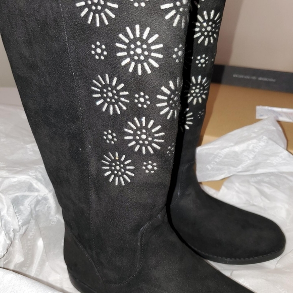 Kenneth Cole Kennedy Chop Boots - Picture 6 of 10